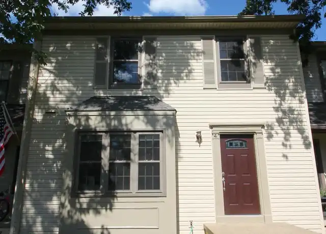 Property at 4 Berkeley Ct, Sterling, VA, 20165, 3 beds, 1.5 baths, [object Object]