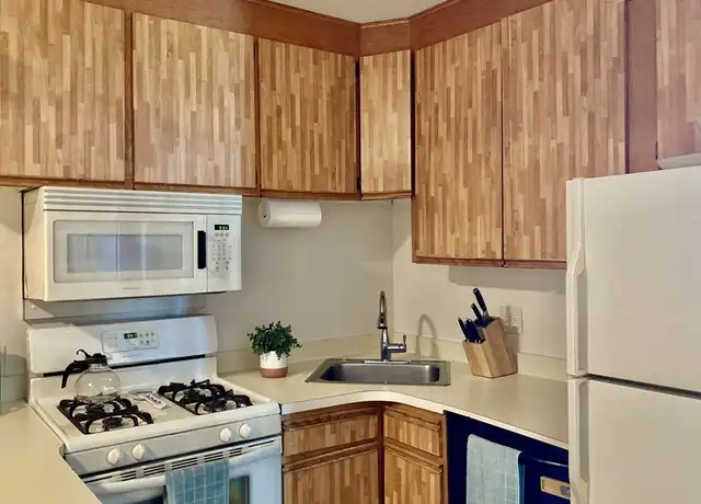Property at 65 E India Row Unit 11C, Boston, MA, 02110, 1 bed, 1.5 baths, [object Object]