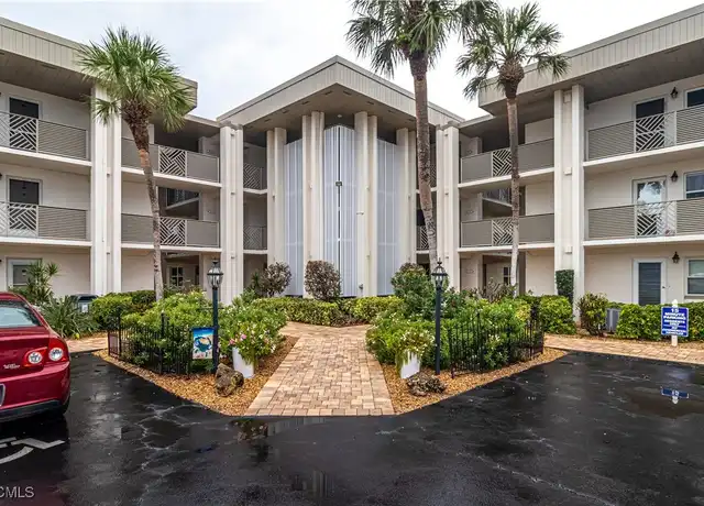 Property at 6102 Augusta Dr #315, Fort Myers, FL, 33907, 2 beds, 2 baths, [object Object]