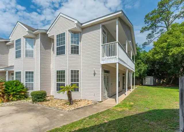 Property at 17 Chatelaine Cir SE, Fort Walton Beach, FL, 32548, 3 beds, 3 baths, [object Object]