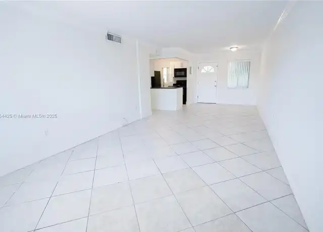 Property at 1575 Euclid Ave #302, Miami Beach, FL, 33139, 1 bed, 1 bath, [object Object]