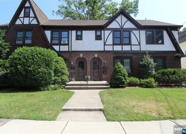 Property at 48 Pierce Ave, Midland Park, NJ, 07432, 2 beds, 1 bath, [object Object]