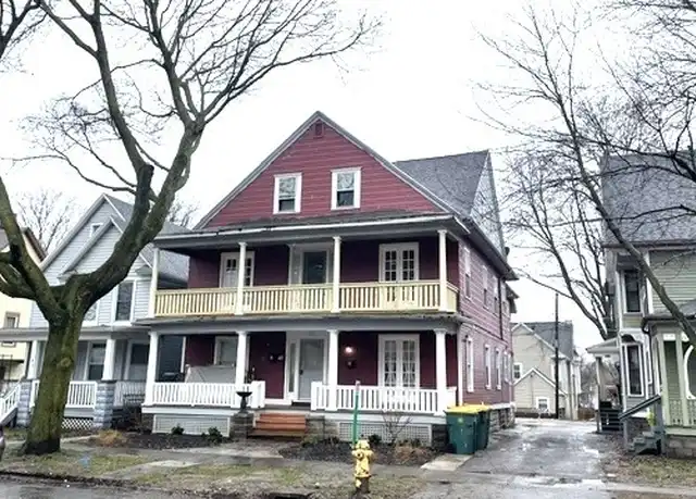 Property at 193 Pearl St Unit 3, Rochester, NY, 14607, 2 beds, 1 bath, [object Object]