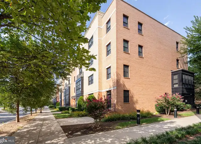 Property at 1903 Richmond Hwy, Alexandria, VA, 22301, 3 beds, 2.5 baths, [object Object]