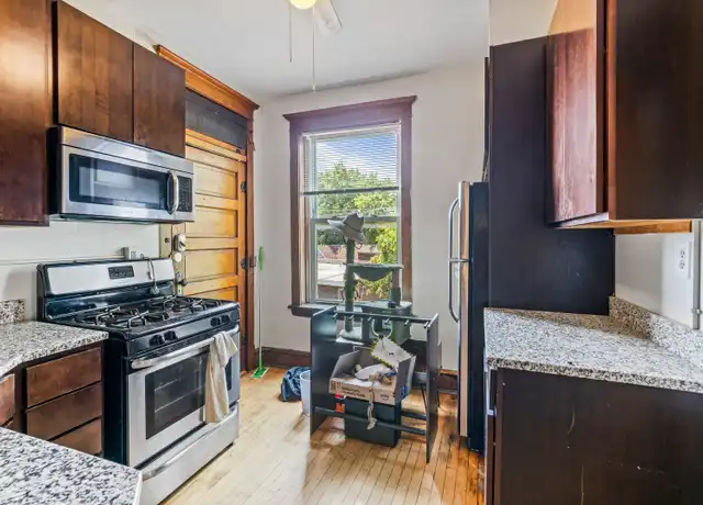 Property at 2046 N California Ave Unit 3R, Chicago, IL, 60647, 2 beds, 1 bath, [object Object]