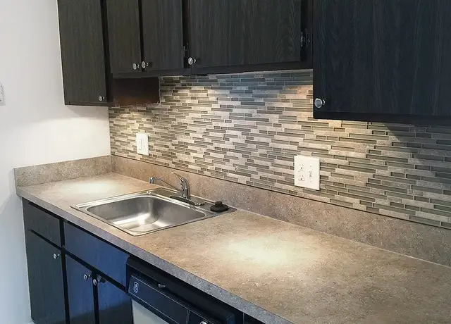Photo of 27489 Parkview Blvd, Warren, MI 48092