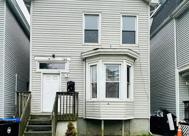 Property at 244 Church St Unit 2, Poughkeepsie, NY, 12601, 3 beds, 1 bath, [object Object]