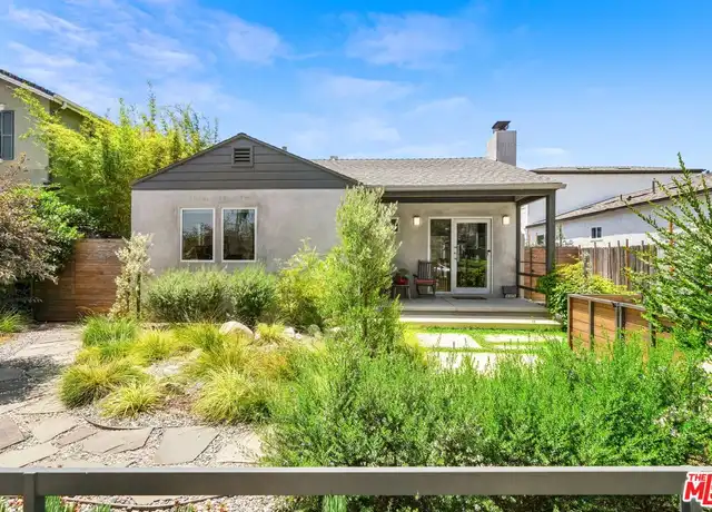 Property at 4219 Moore St, Los Angeles, CA, 90066, 2 beds, 1 bath, [object Object]