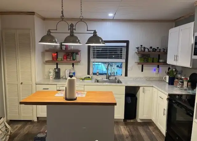 Property at 13120 S Lee Shore Dr, Willis, TX, 77318, 2 beds, 2 baths, [object Object]