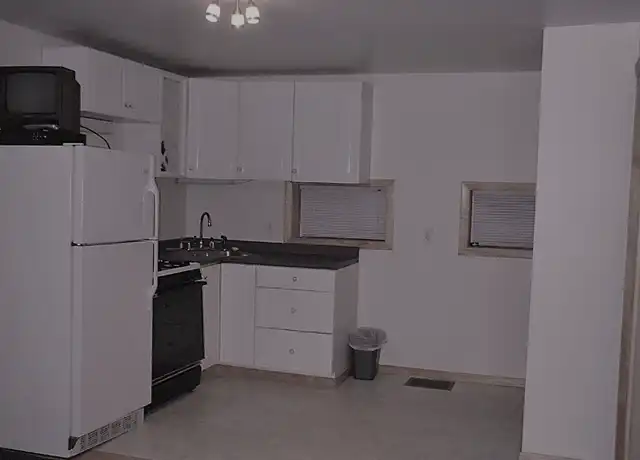 Property at 0 W Shore Rd, Warwick, RI, 02889, 1 bed, 1 bath, [object Object]