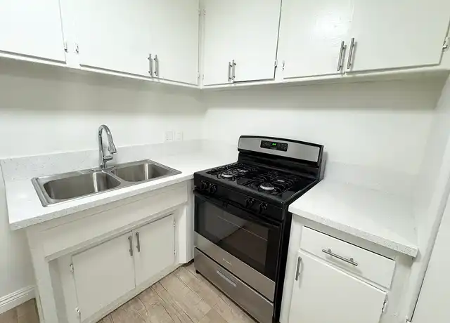 Property at Mavis Plaza Apartments - 703 N Mavis St, Anaheim, CA, 92805, 1-2 bed, 1 bath, [object Object]