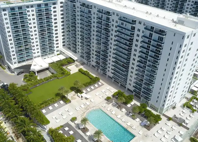 Property at 2301 Collins Ave #940, Miami Beach, FL, 33139, 1 bed, 1.5 baths, [object Object]