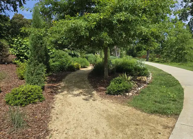 Property at 131 Carolina Ave, Burlington, NC, 27215, 2 beds, 1 bath, [object Object]