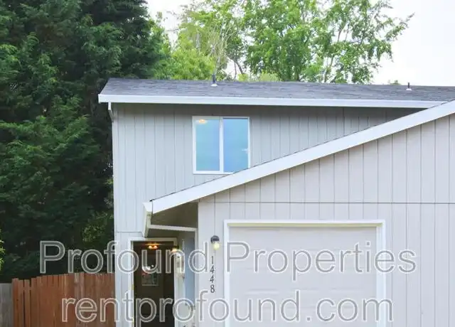 Property at 1448 NE Thomas Ct, Hillsboro, OR, 97124, 3 beds, 1.5 baths, [object Object]