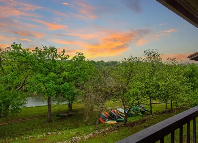 Photo of 25 Waters Edge Cir, Georgetown, TX 78626