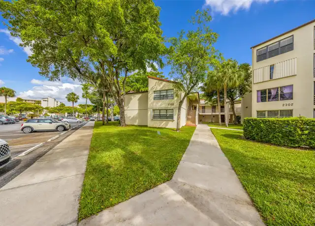 Property at 2300 S Cypress Bend Dr #203, Pompano Beach, FL, 33069, 2 beds, 2 baths, [object Object]