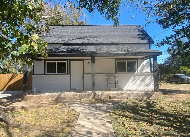Property at 1113 S Walnut St Unit A, Cleburne, TX, 76033, 2 beds, 1 bath, [object Object]
