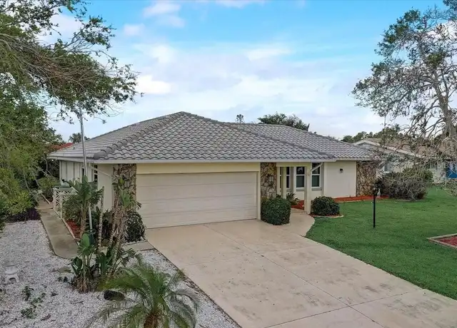 Property at 10 Stone Mountain Blvd, Englewood, FL, 34223, 2 beds, 2 baths, [object Object]