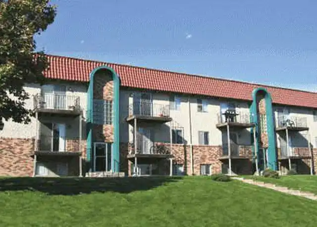 Property at Villas de Amor - 3102 S 69th Plz, Omaha, NE, 68106, 1 bed, 1 bath, [object Object]