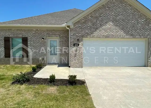 Property at 2132 Sullivan Dr SW, Cullman, AL, 35055, 3 beds, 2 baths, [object Object]