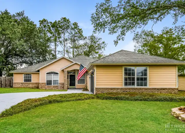 Property at 8911 Country Bend Cir N, Jacksonville, FL, 32244, 4 beds, 2 baths, [object Object]