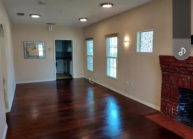 Property at 409 E Cherry St, Kissimmee, FL, 34744, 3 beds, 1 bath, [object Object]