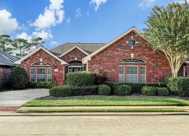 Property at 316 Parkwood Village Dr, Friendswood, TX, 77546, 2 beds, 2 baths, [object Object]