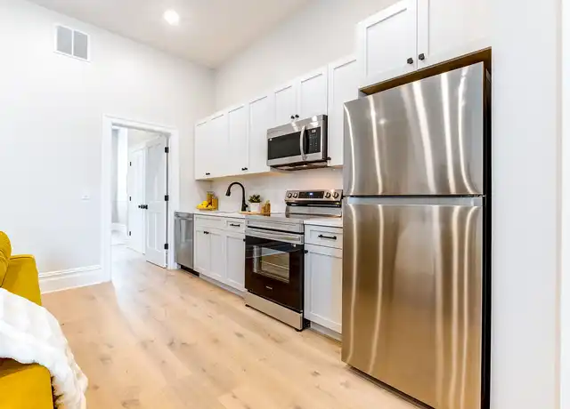 Property at Pine Street Place - 717 Pine St, Philadelphia, PA, 19106, 2 beds, 2 baths, [object Object]
