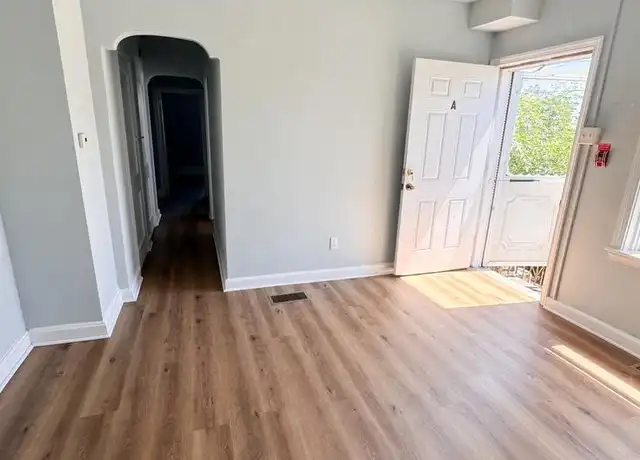 Property at 42 S Sycamore Ave Unit A, Clifton Heights, PA, 19018, 2 beds, 1 bath, [object Object]
