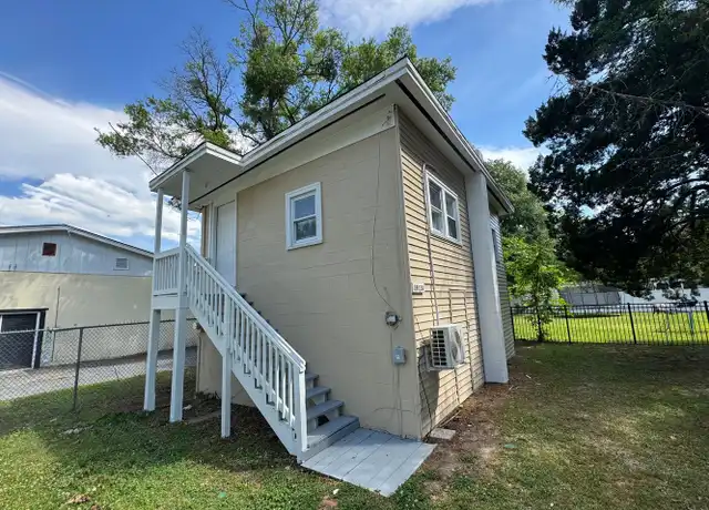Property at 1912 Fulmer St, Conway, SC, 29526, 1 bed, 1 bath, [object Object]