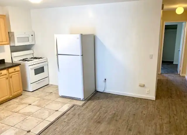 Property at 2221 Abbott St #2, San Diego, CA, 92107, 2 beds, 1 bath, [object Object]