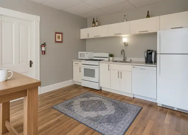 Property at 2234 Ravine St Unit 3, Cincinnati, OH, 45219, 2 beds, 1 bath, [object Object]