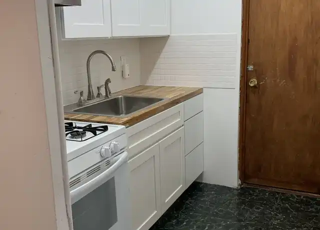 Property at 265 W Alexander St Unit 1, Chicago, IL, 60616, 2 beds, 1 bath, [object Object]