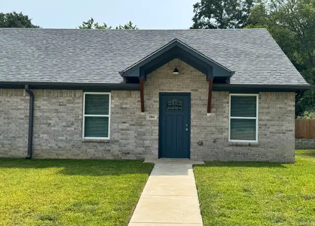 Property at 1417 E Earle St Unit 204, Tyler, TX, 75702, 2 beds, 2 baths, [object Object]
