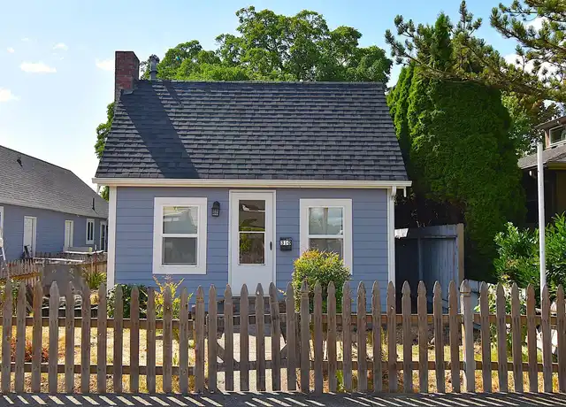 Property at 310 S Main St, Lebanon, OR, 97355, 1 bed, 1 bath, [object Object]