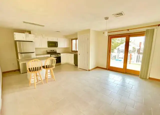 Property at 130 Promenade St, Riverside, RI, 02915, 2 beds, 1 bath, [object Object]