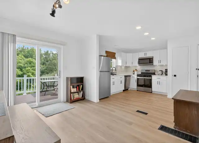 Property at 33 Darin Rd, Warwick, NY, 10990, 3 beds, 2.5 baths, [object Object]