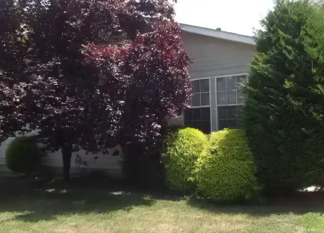 Property at 3 Davis Ct, Pemberton, NJ, 08068, 2 beds, 1 bath, [object Object]
