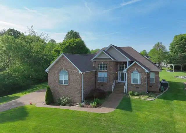 Property at 218 Thoroughbred Way, White House, TN, 37188, 4 beds, 2 baths, [object Object]