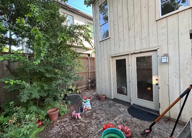Property at 2137 Branard St Unit B, Houston, TX, 77098, 1 bed, 1 bath, [object Object]