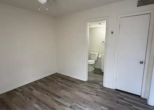 Property at 9807 Walnut St #304, Dallas, TX, 75243, 1 bed, 1 bath, [object Object]