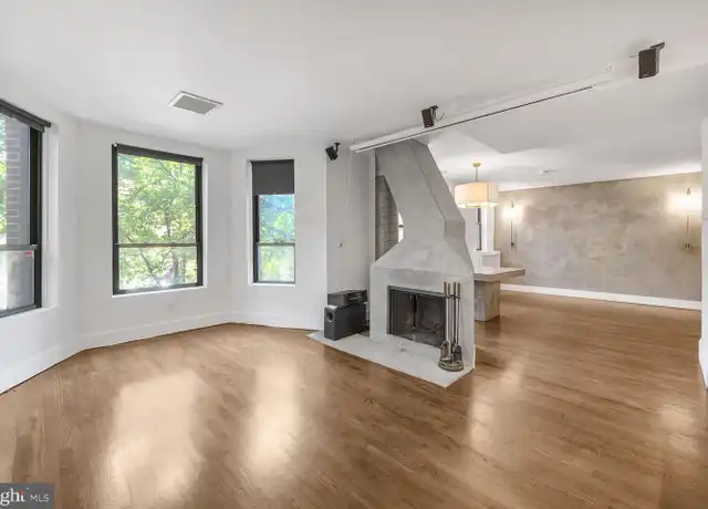 Property at 2038 18th St NW #201, Washington, DC, 20009, 2 beds, 1.5 baths, [object Object]