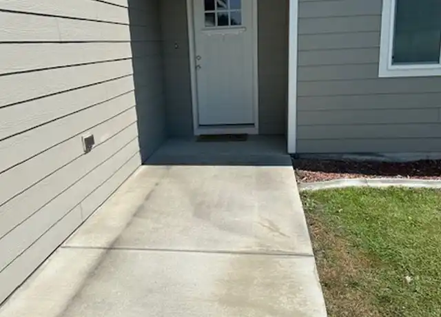 Property at 1139 S June Dr, Moses Lake, WA, 98837, 3 beds, 2 baths, [object Object]