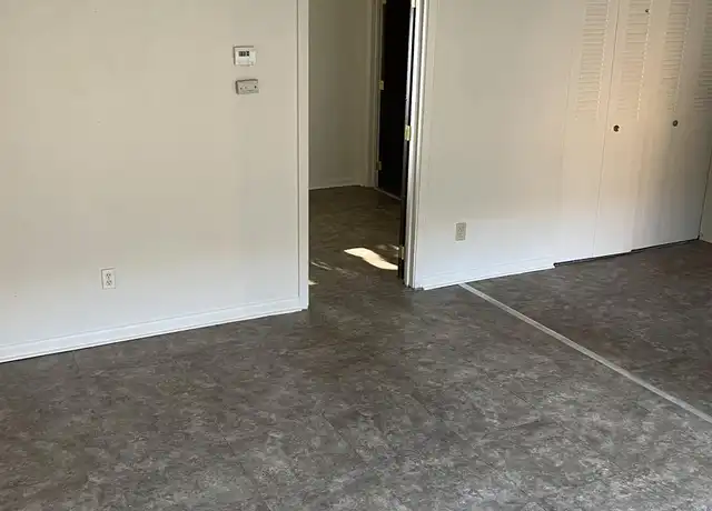 Property at 1434 N James H McGee Blvd Unit 2, Dayton, OH, 45417, 1 bed, 1 bath, [object Object]