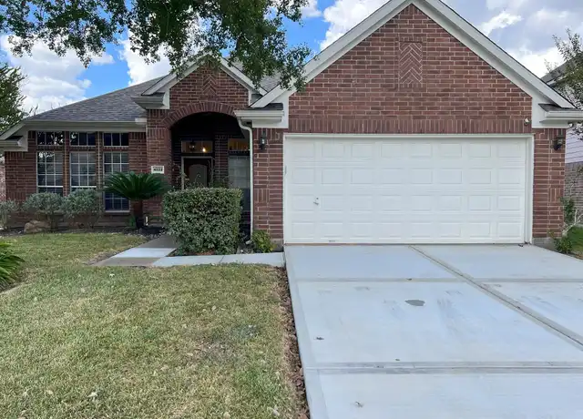 Property at 4823 Lochman Ln, Pearland, TX, 77584, 3 beds, 2 baths, [object Object]