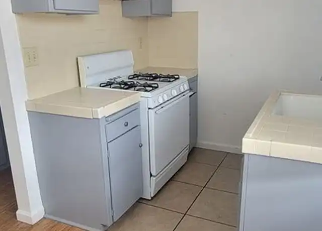 Property at 4370 W 141st St Unit 4370, Hawthorne, CA, 90250, 1 bed, 1 bath, [object Object]