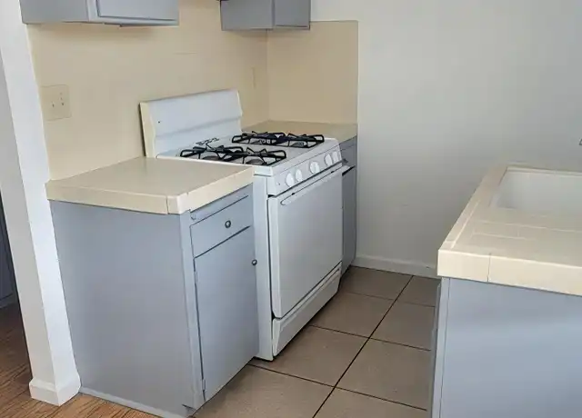 Property at 4370 W 141st St Unit 4370, Hawthorne, CA, 90250, 1 bed, 1 bath, [object Object]