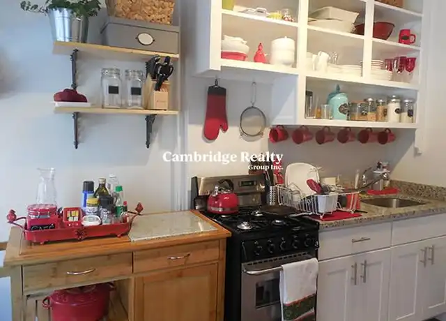 Property at 114 Willow St, Cambridge, MA, 02141, 2 beds, 1 bath, [object Object]