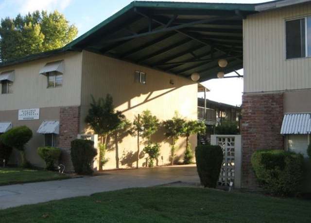 Photo of 1144 Pioneer Ave Unit 18, Turlock, CA 95380