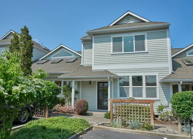 Property at 973 B St, Ashland, OR, 97520, 2 beds, 2.5 baths, [object Object]